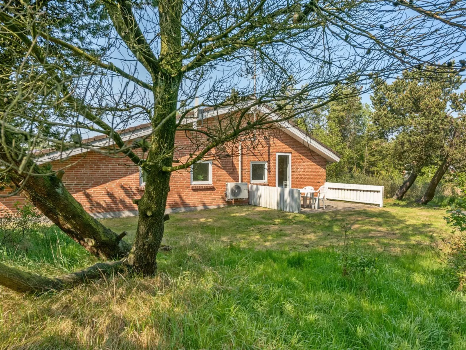 "Cora" - 1km from the sea-Binnen