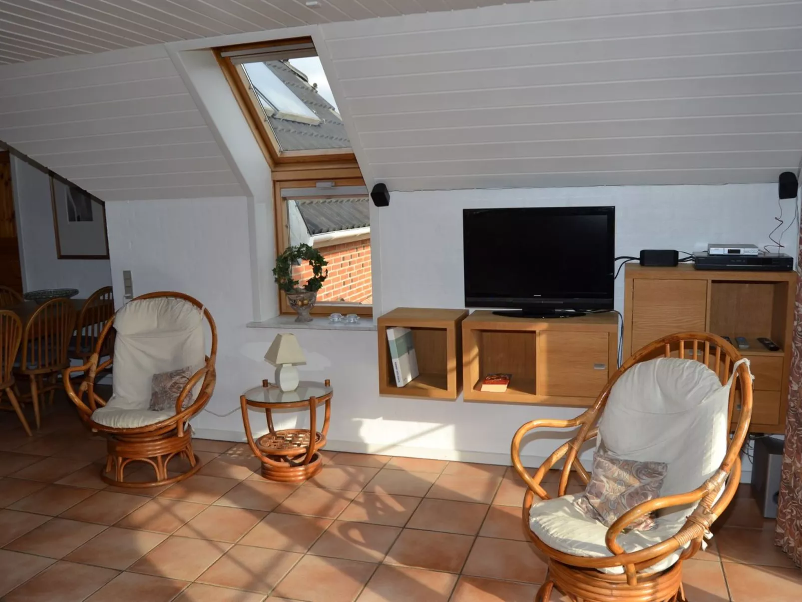 "Thythkil" - 3km from the sea-Binnen
