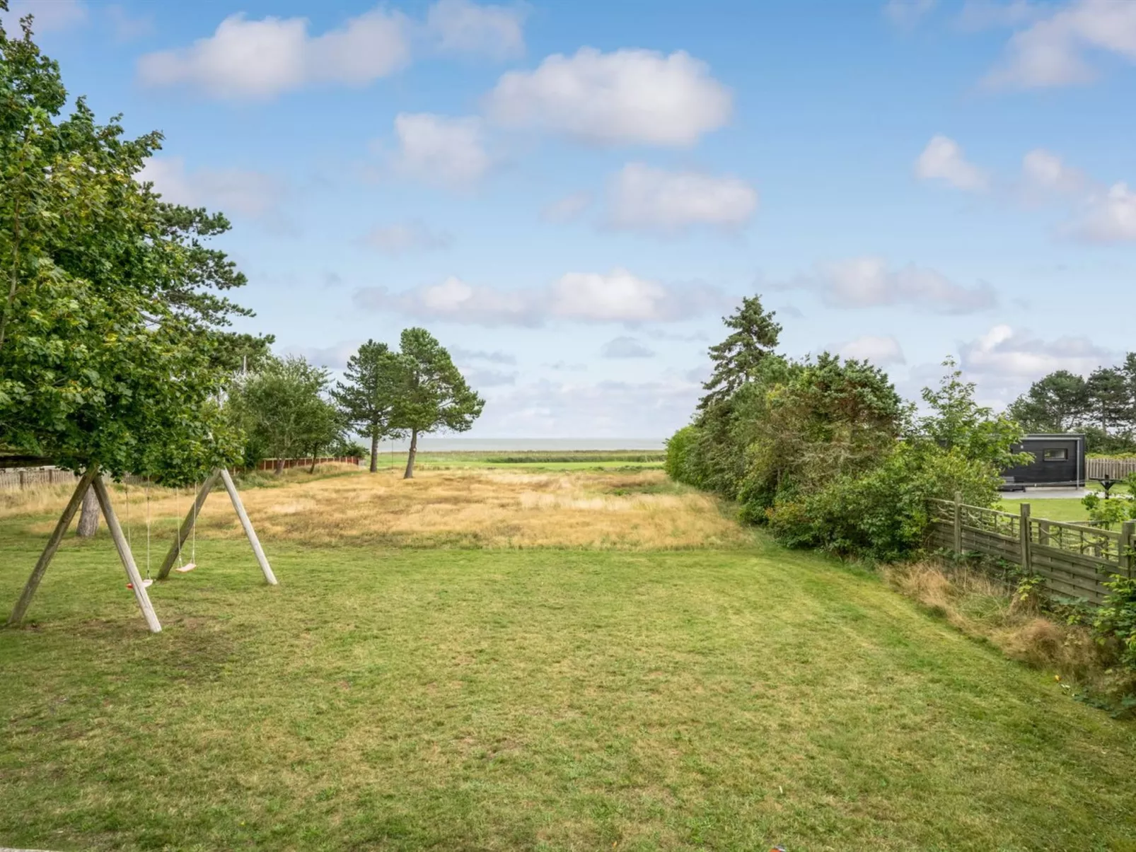 "Solmaz" - 3.5km from the sea-Binnen