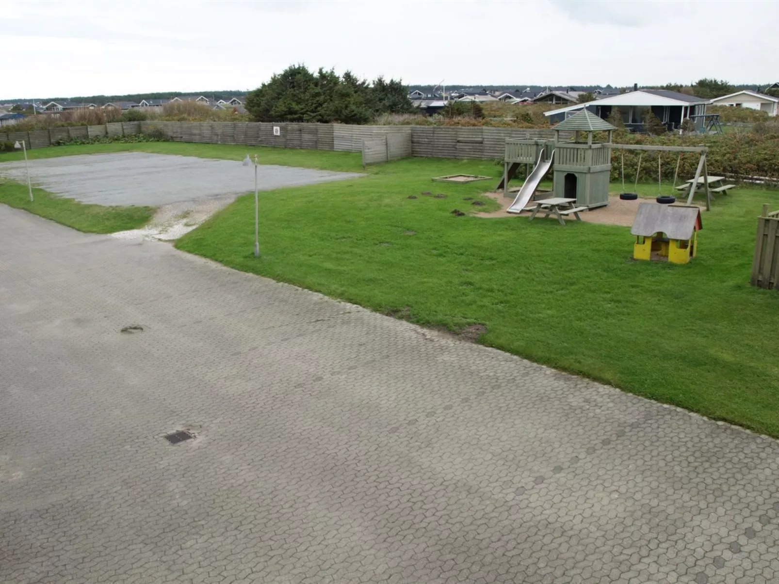 "Lenya" - 150m from the sea-Buiten