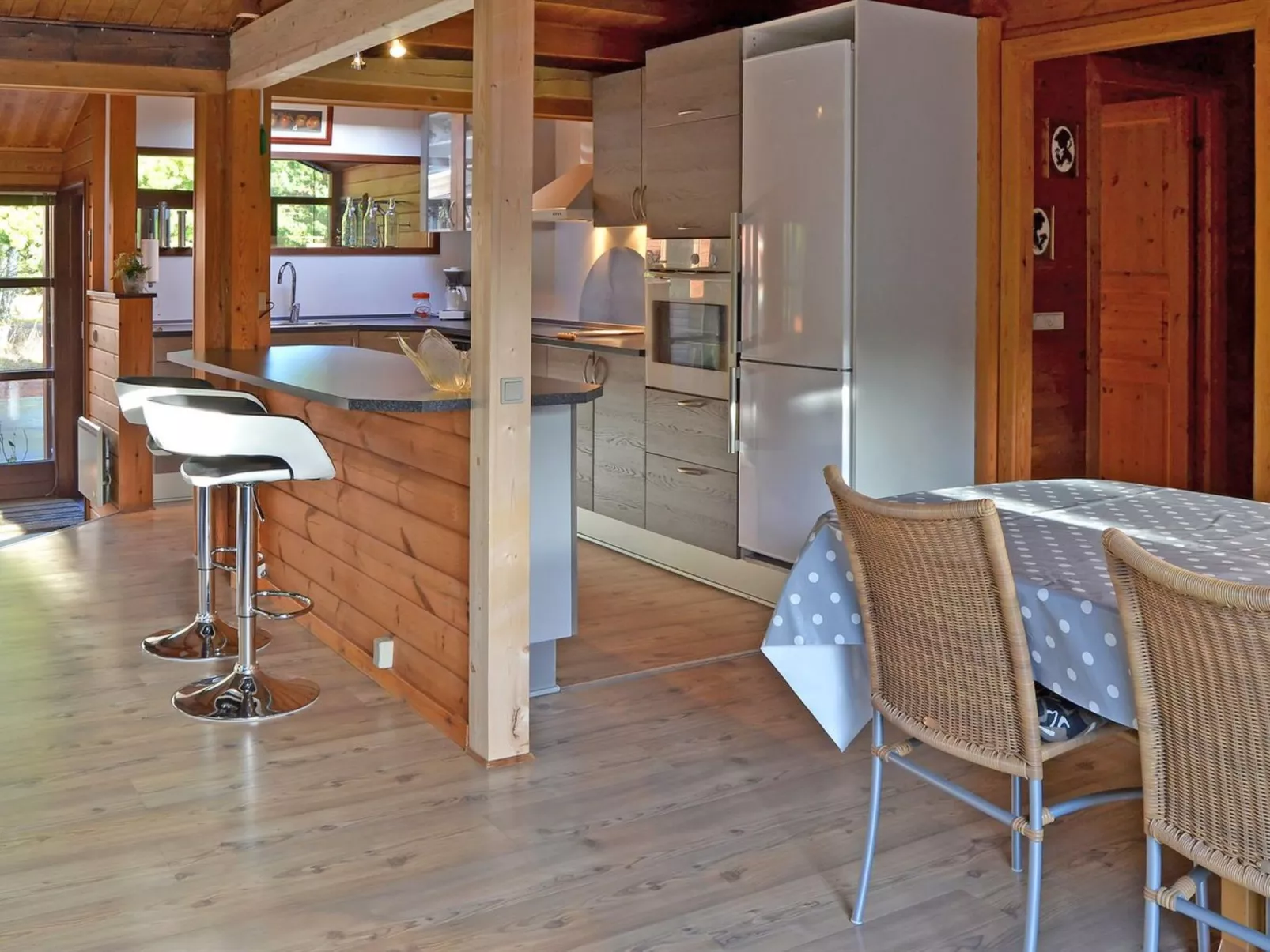 "Patrizia" - 1km from the sea-Binnen