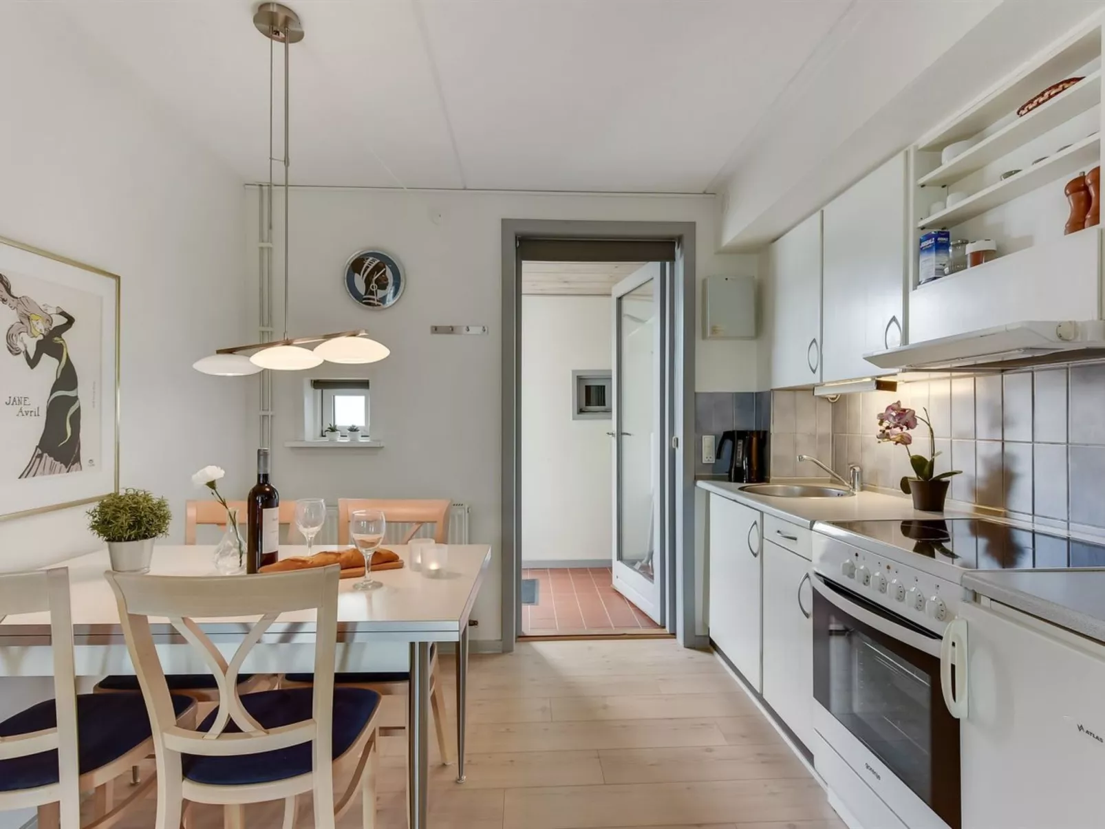 "Nils" - 2.3km from the sea-Binnen