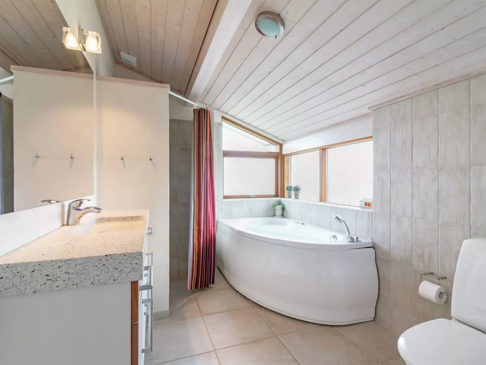 "Yma" - 200m from the sea-Binnen