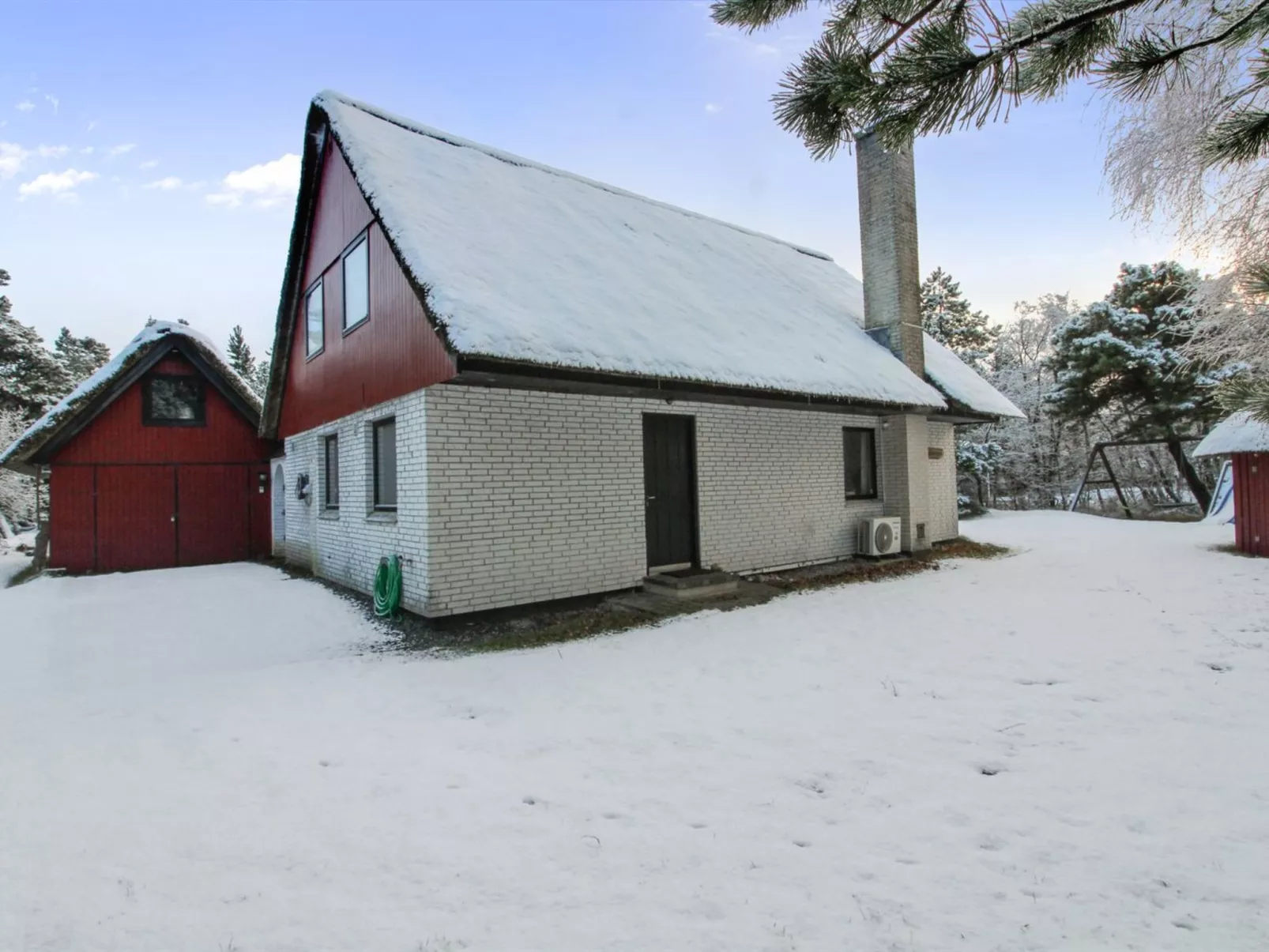 "Vendela" - 2.5km from the sea-Binnen