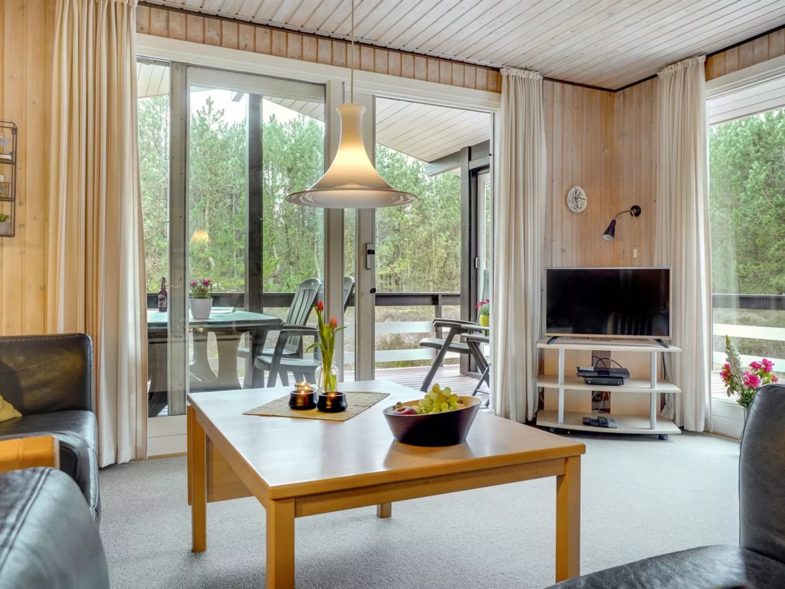 "Sigrun" - 4km from the sea-Binnen