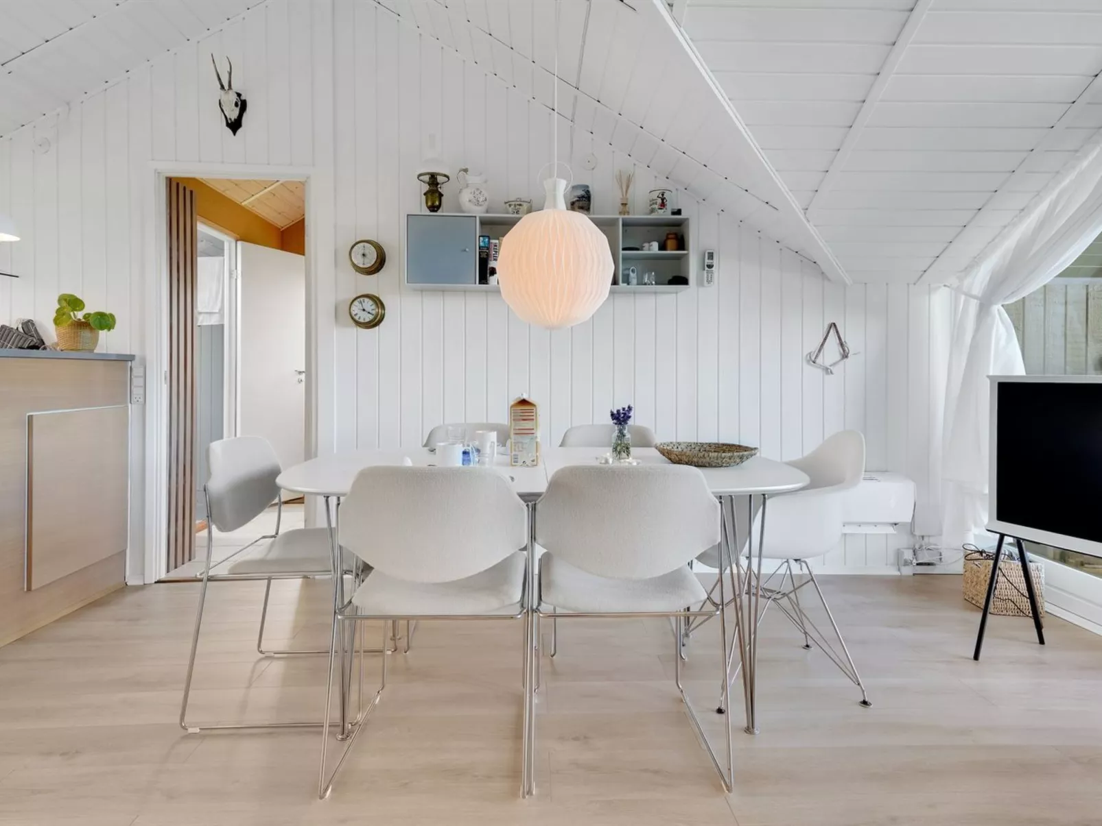 "Adrina" - 175m from the sea-Binnen