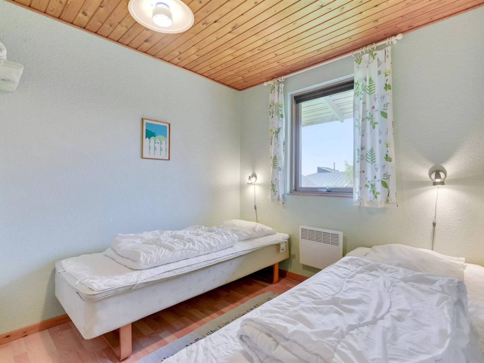 "Ingebore" - 350m from the sea-Binnen
