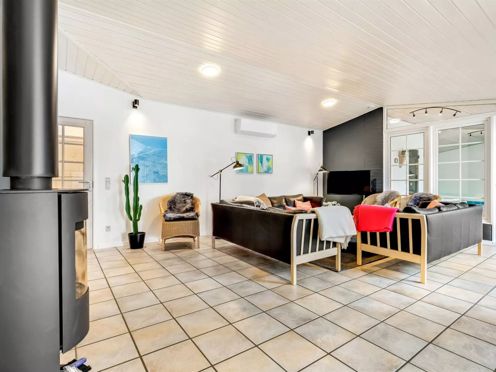 "Alfrida" - 1.5km from the sea-Buiten