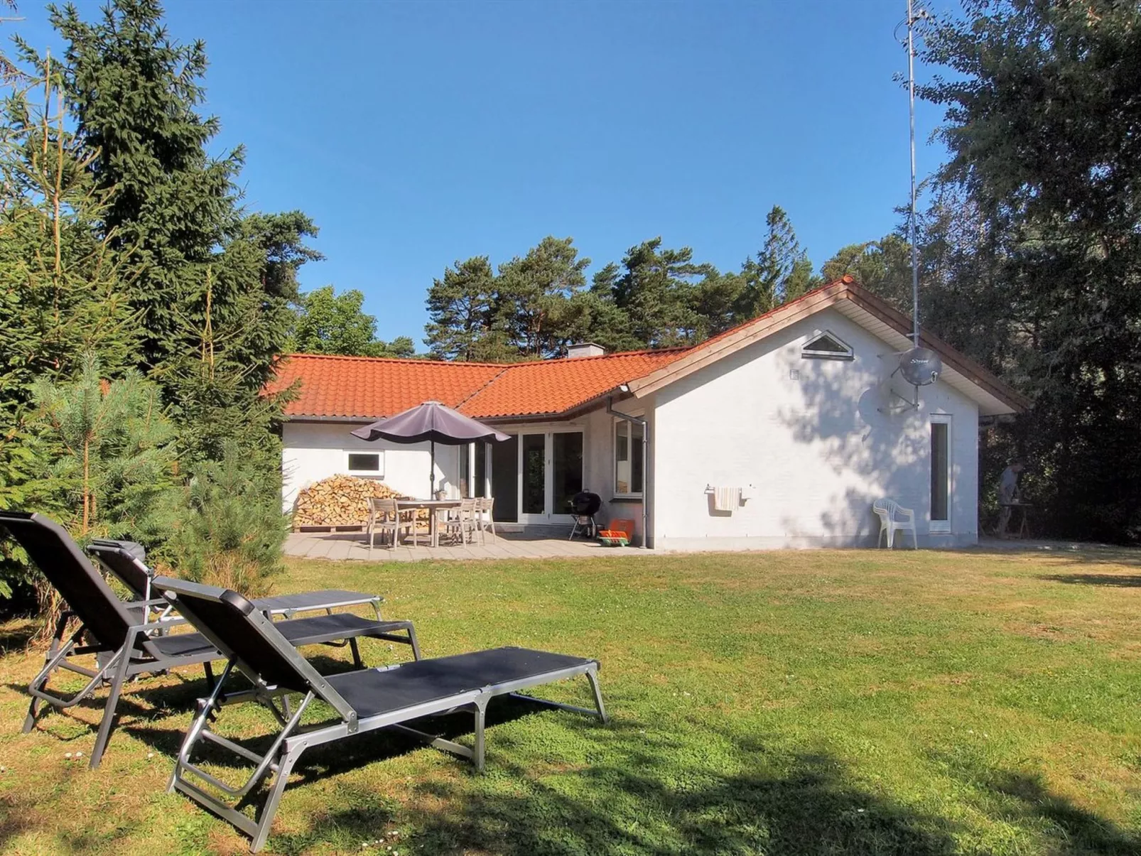"Fernande" - 150m from the sea-Buiten