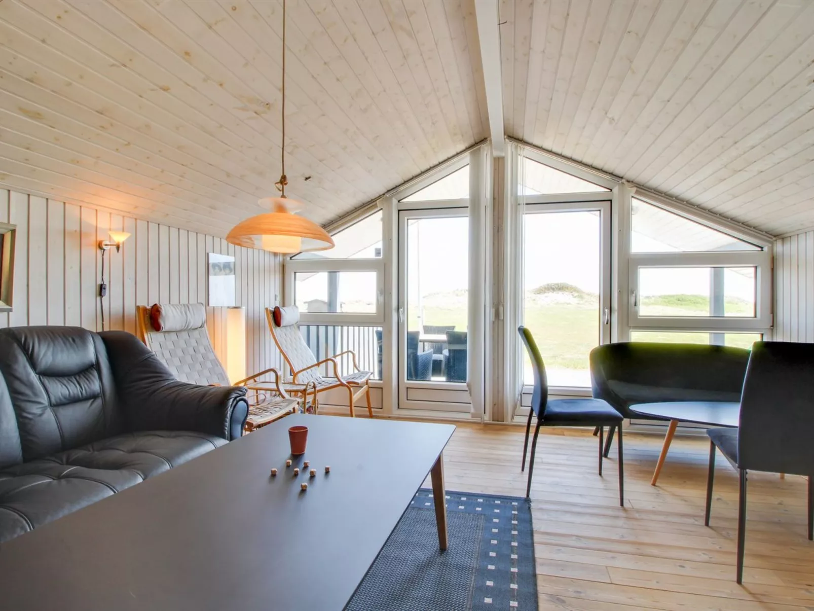 "Edmer" - 50m from the sea-Binnen