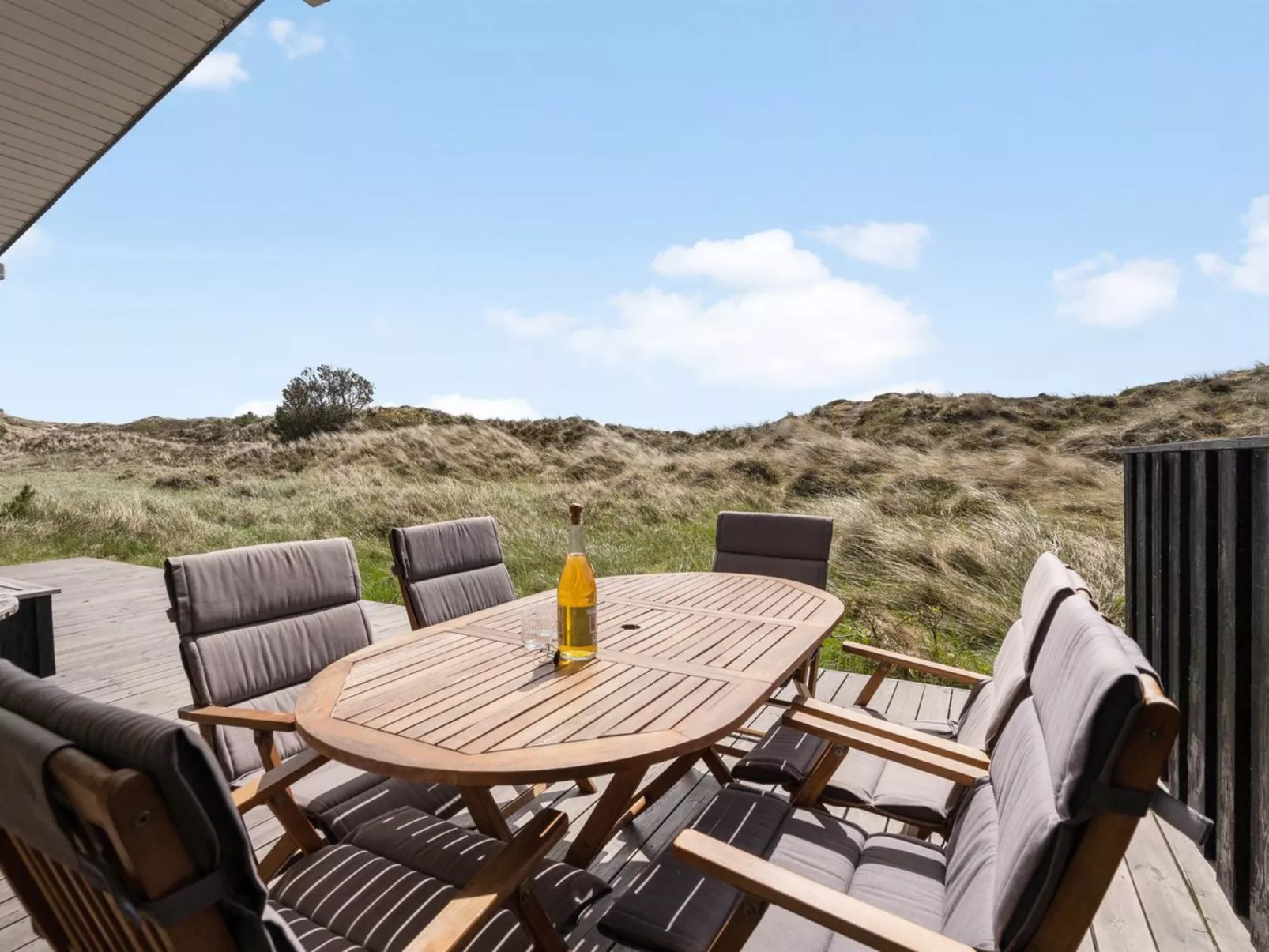 "Driss" - 500m from the sea