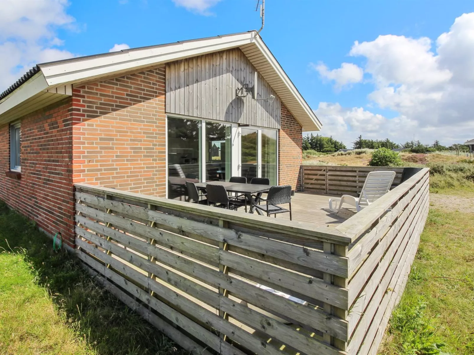"Hawarth" - 300m to the inlet-Buiten