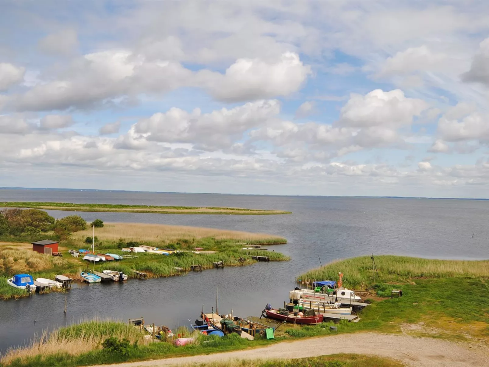 "Hawarth" - 300m to the inlet-Buiten
