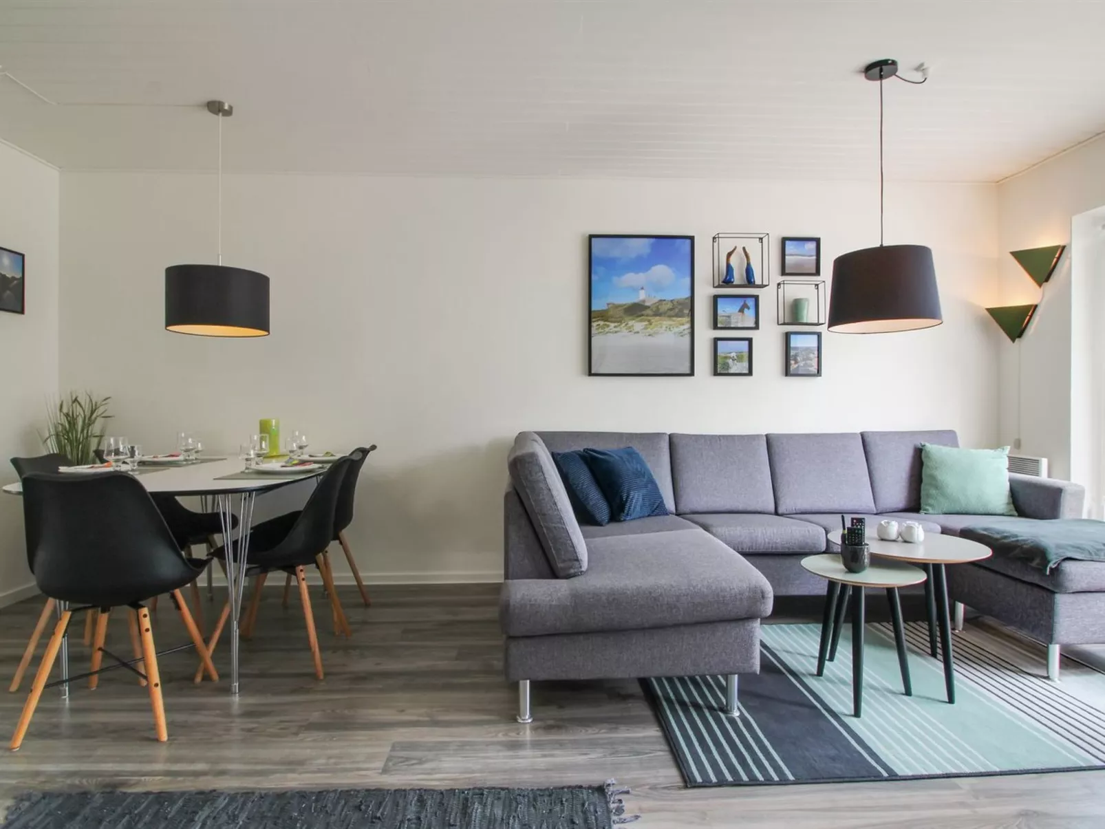 "Clemence" - 900m from the sea-Binnen