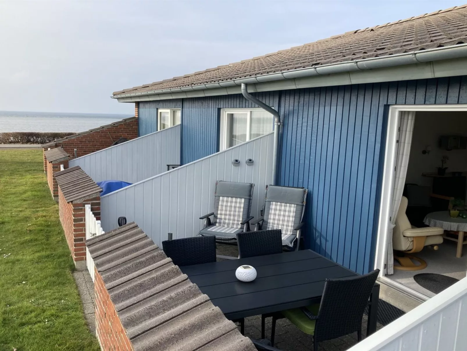 "Elevus" - 10m from the sea