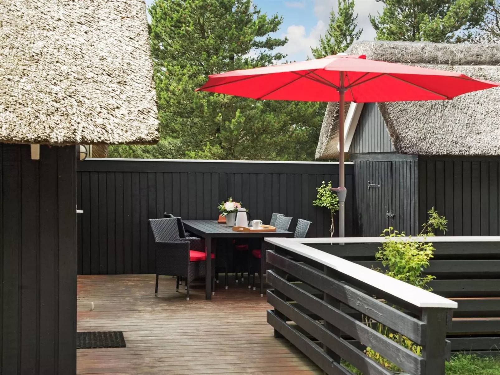 "Patrik" - 1.4km from the sea-Buiten