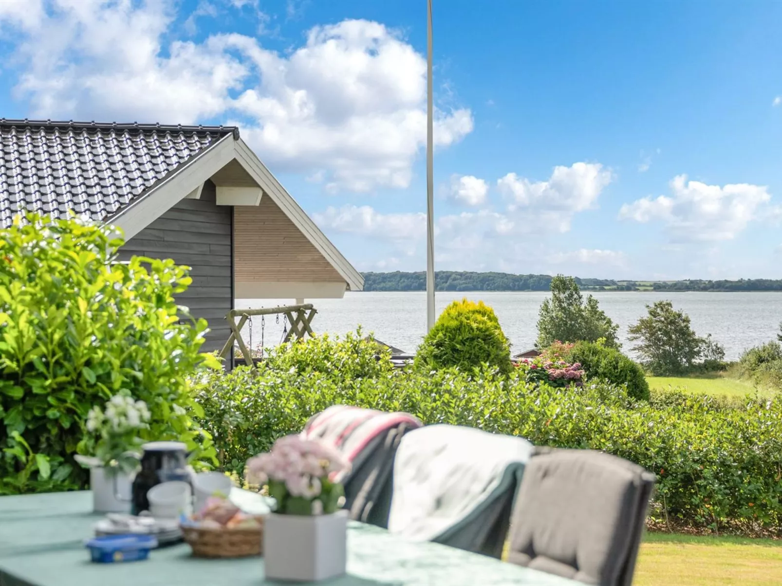 "Rathi" - 250m from the sea-Buiten