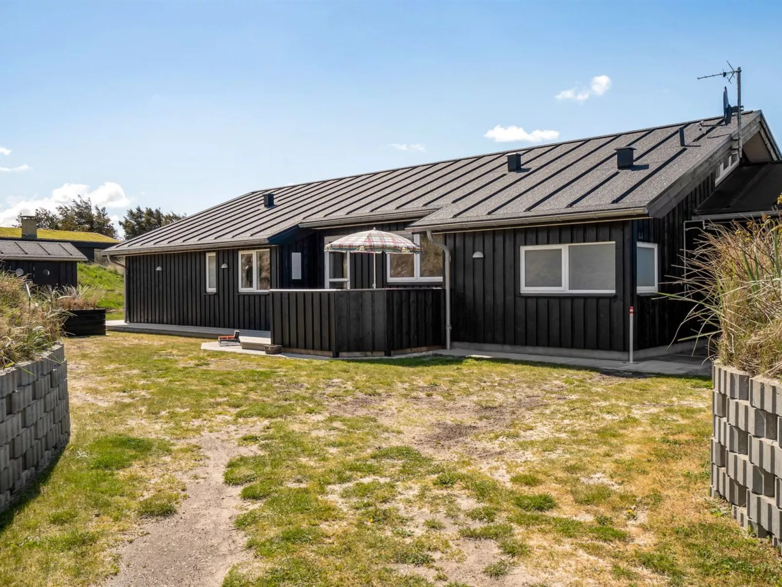 "Ejnarine" - 300m from the sea-Buiten