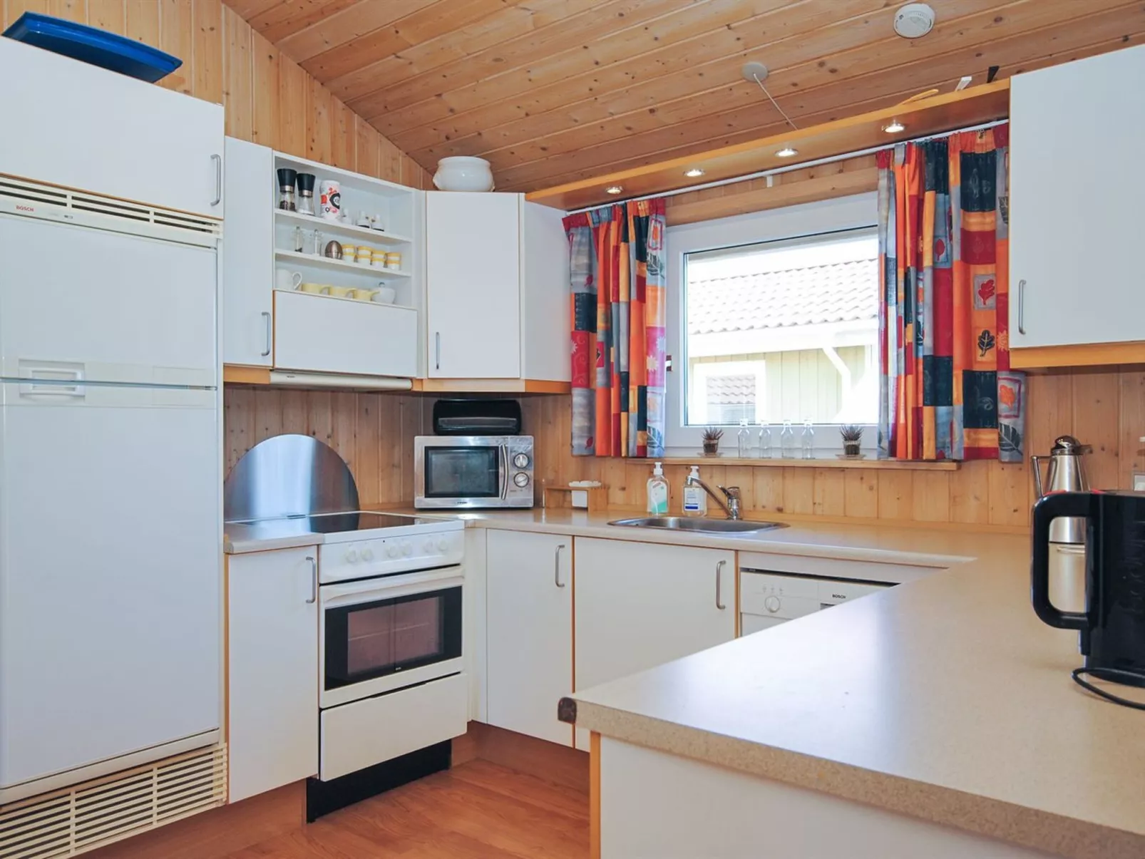 "Antto" - 900m from the sea-Buiten
