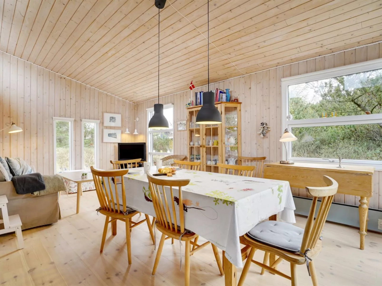 "Eroll" - 1.8km from the sea-Binnen