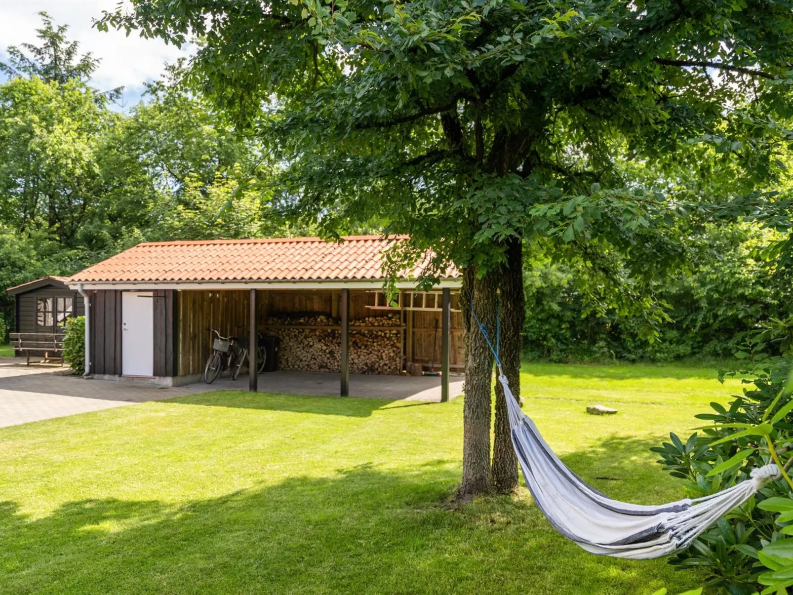 "Sighrik" - 30km from the sea-Buiten