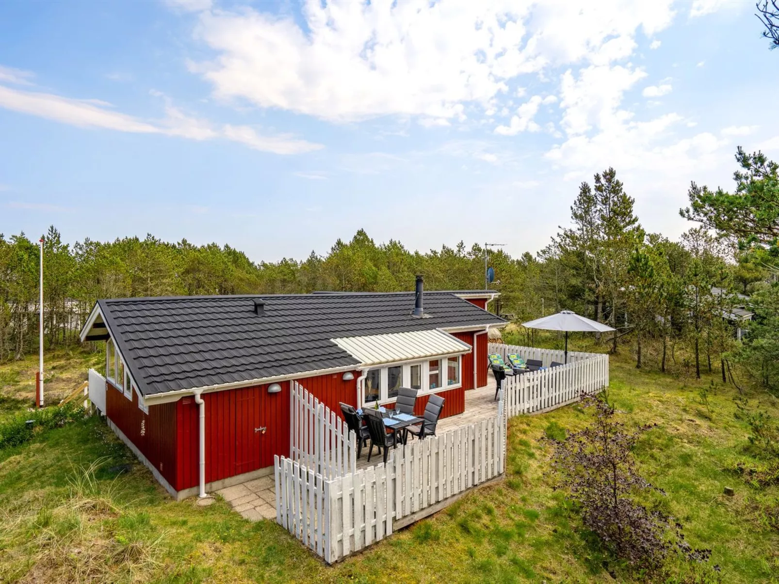 "Solrun" - 1.1km from the sea-Buiten