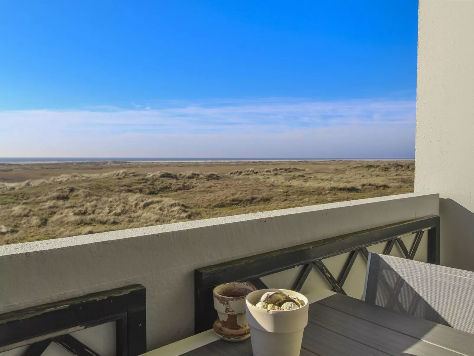 "Rubi" - 50m from the sea-Binnen