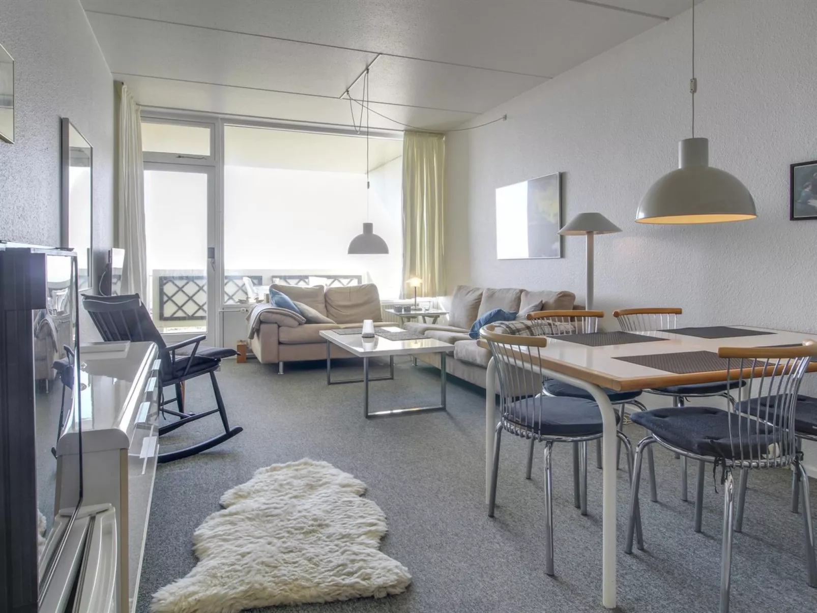 "Rubi" - 50m from the sea-Binnen