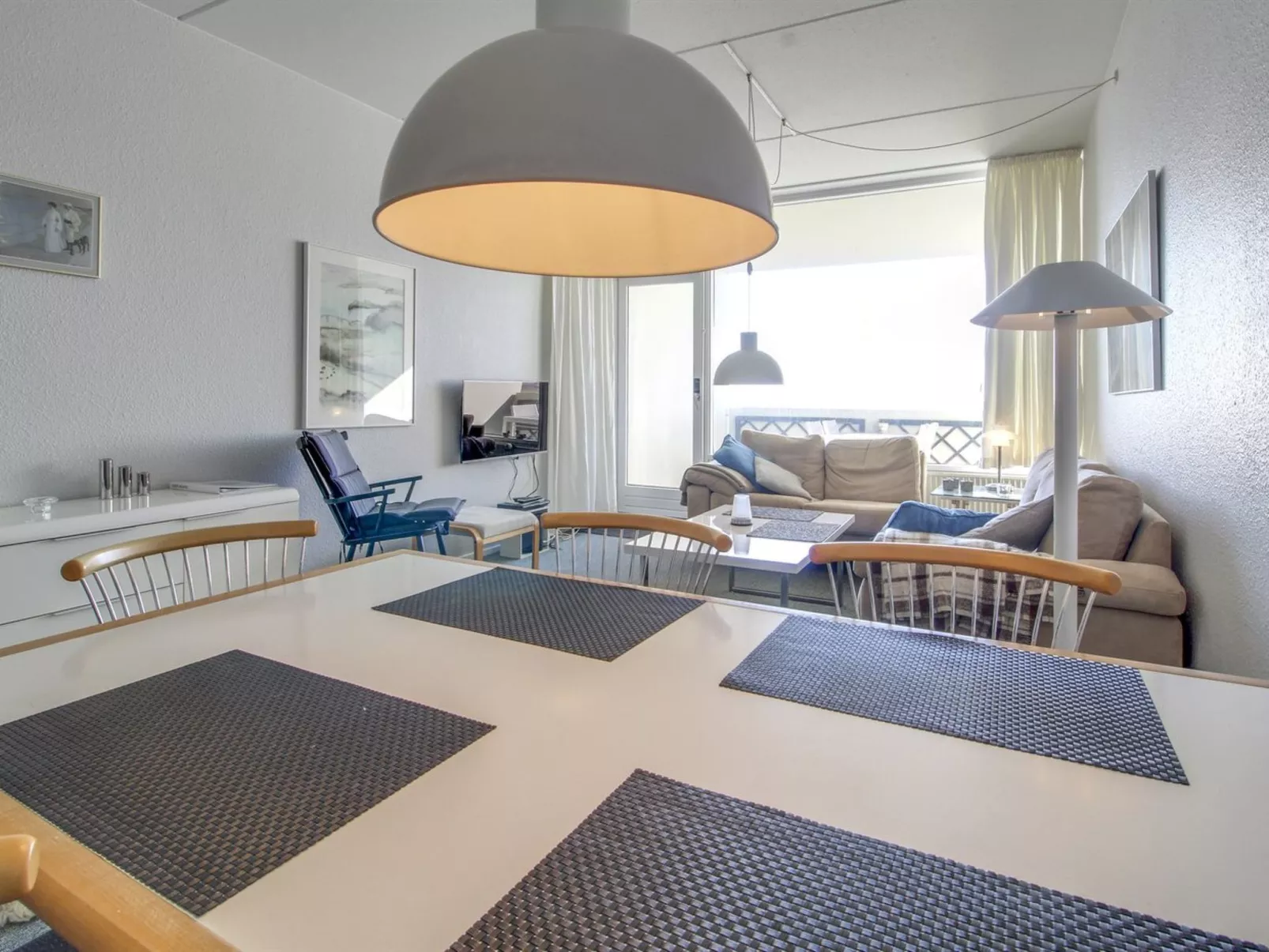 "Rubi" - 50m from the sea-Binnen