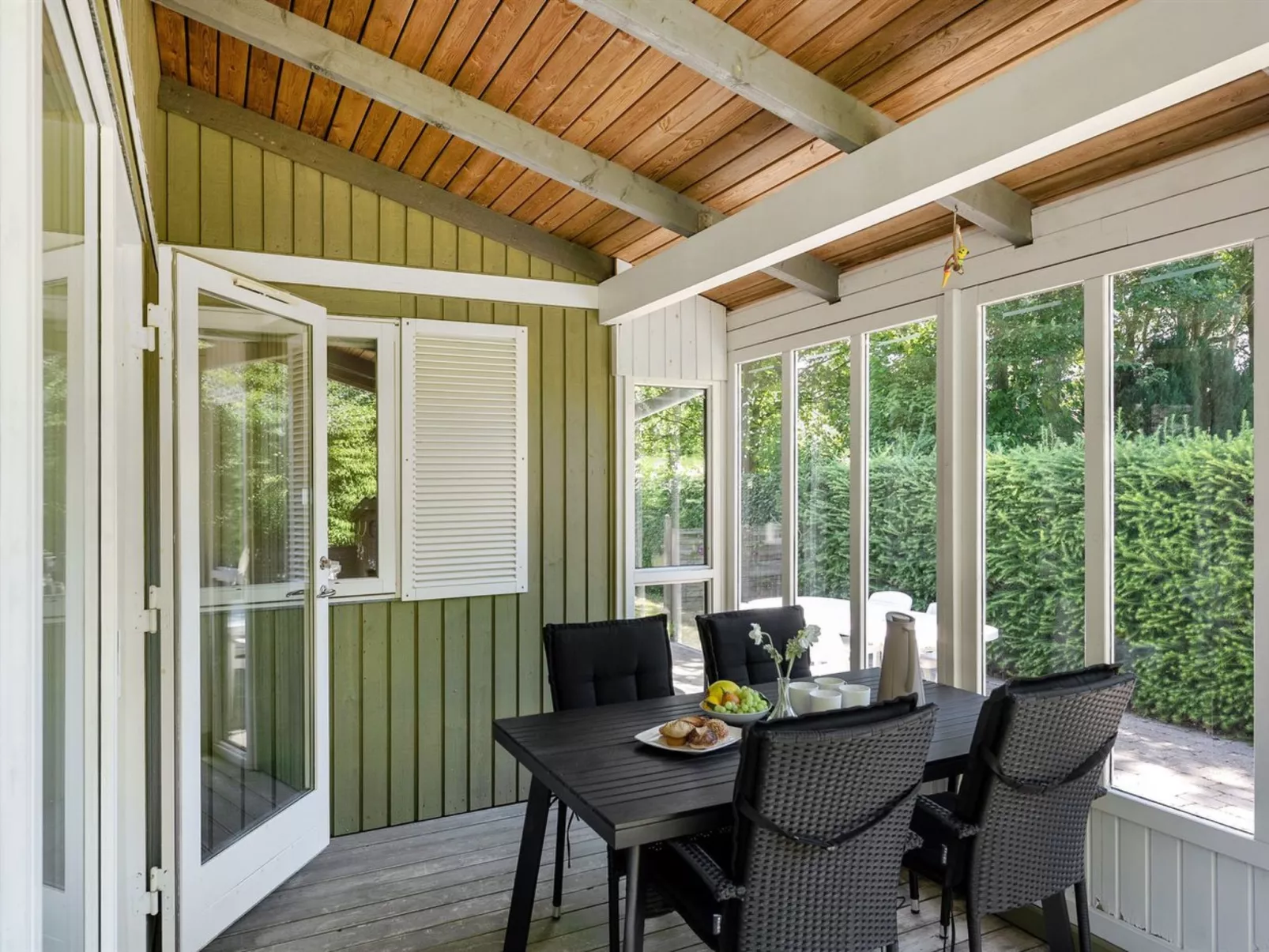 "Eriksine" - 150m from the sea-Buiten