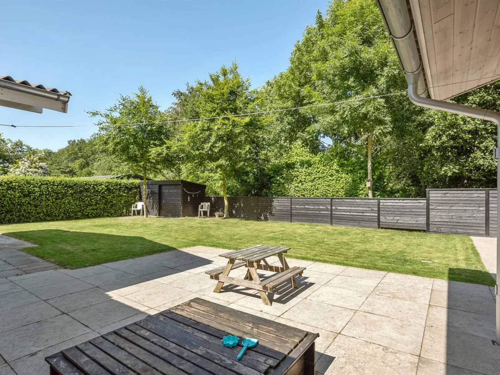 "Eriksine" - 150m from the sea-Buiten