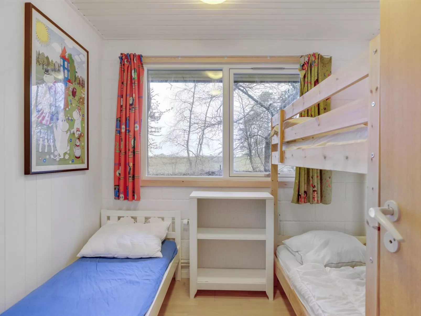 "Henri" - 800m from the sea-Binnen