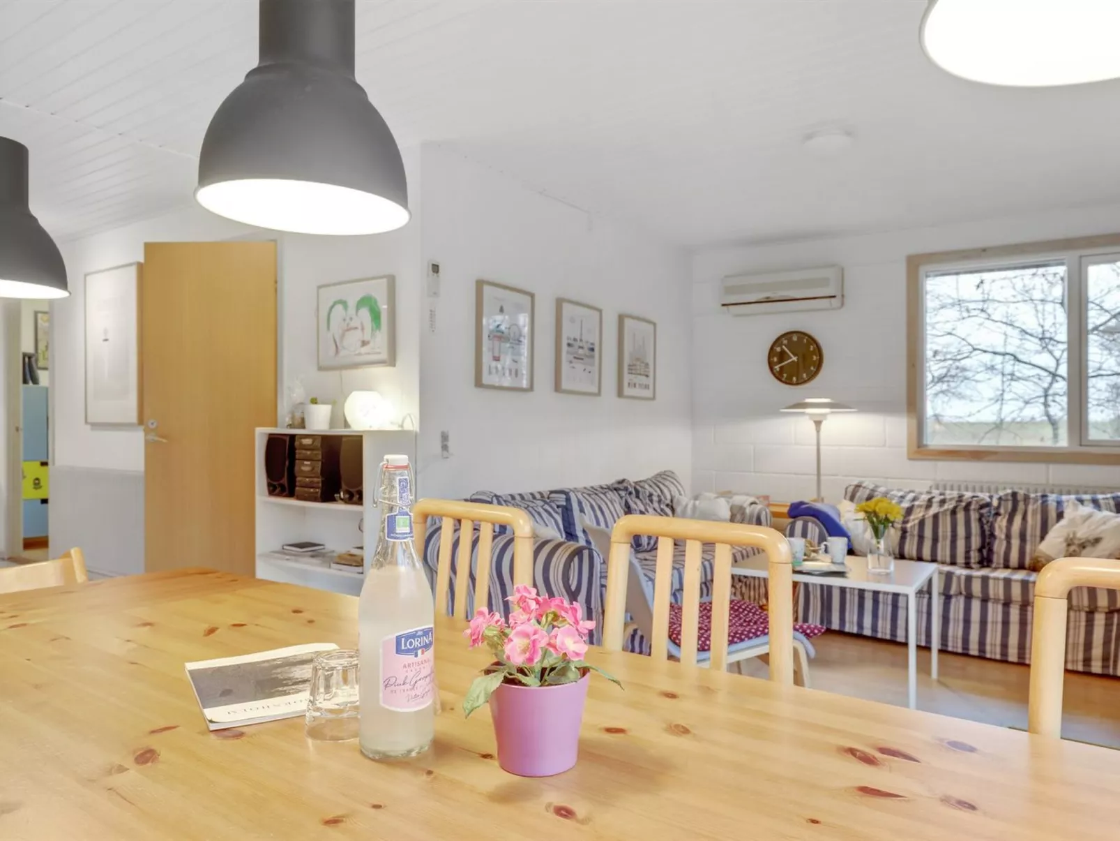 "Henri" - 800m from the sea-Binnen