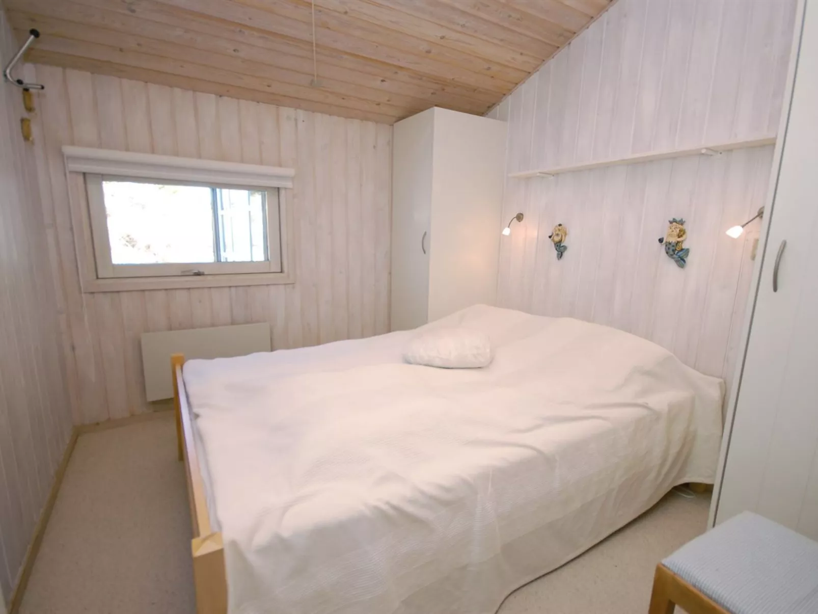 "Thanee" - 1.7km from the sea-Binnen