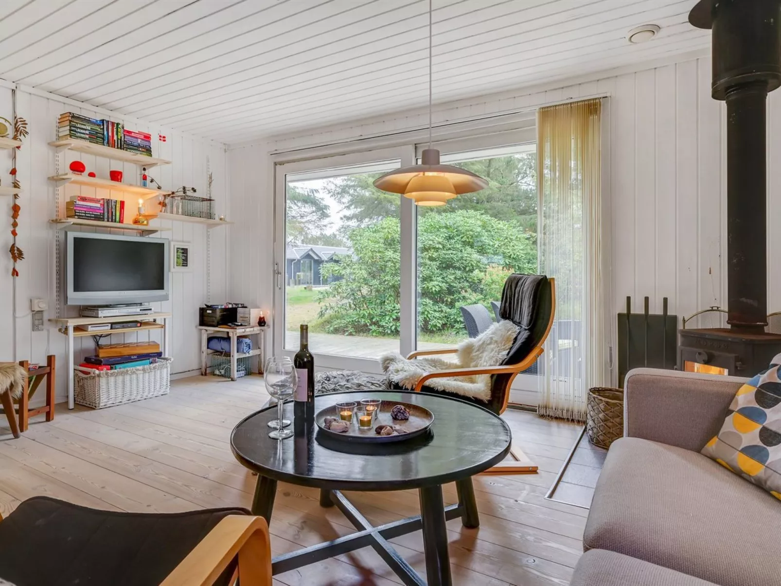 "Hamund" - 700m from the sea