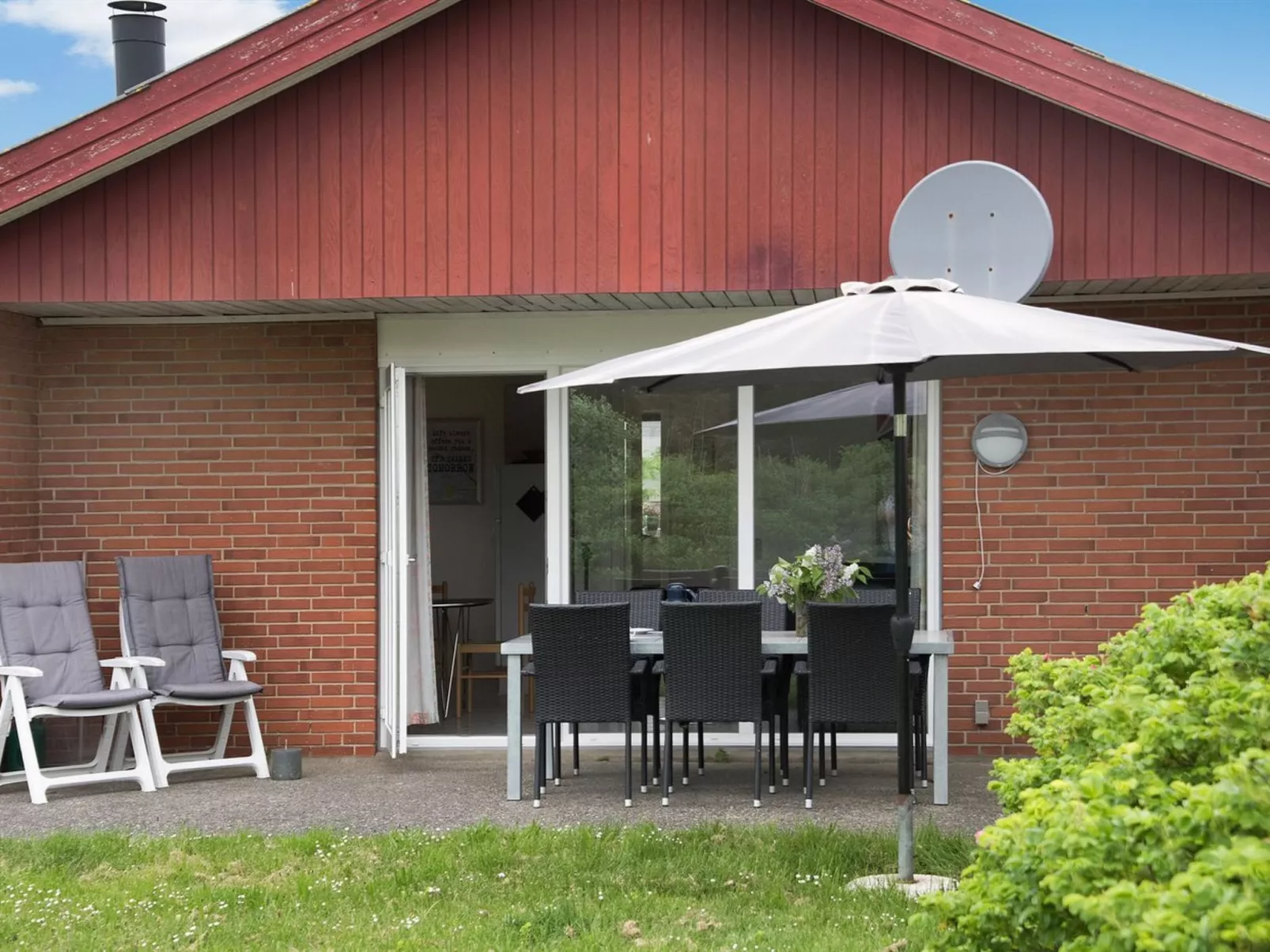 "Dværg" - 350m from the sea