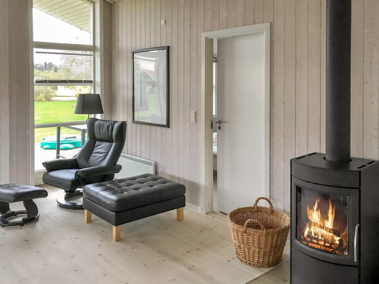 "Birtir" - 1.2km from the sea-Binnen