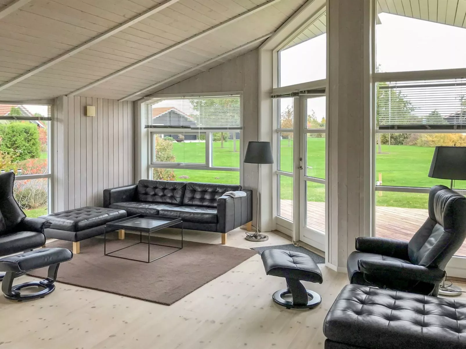 "Birtir" - 1.2km from the sea-Binnen