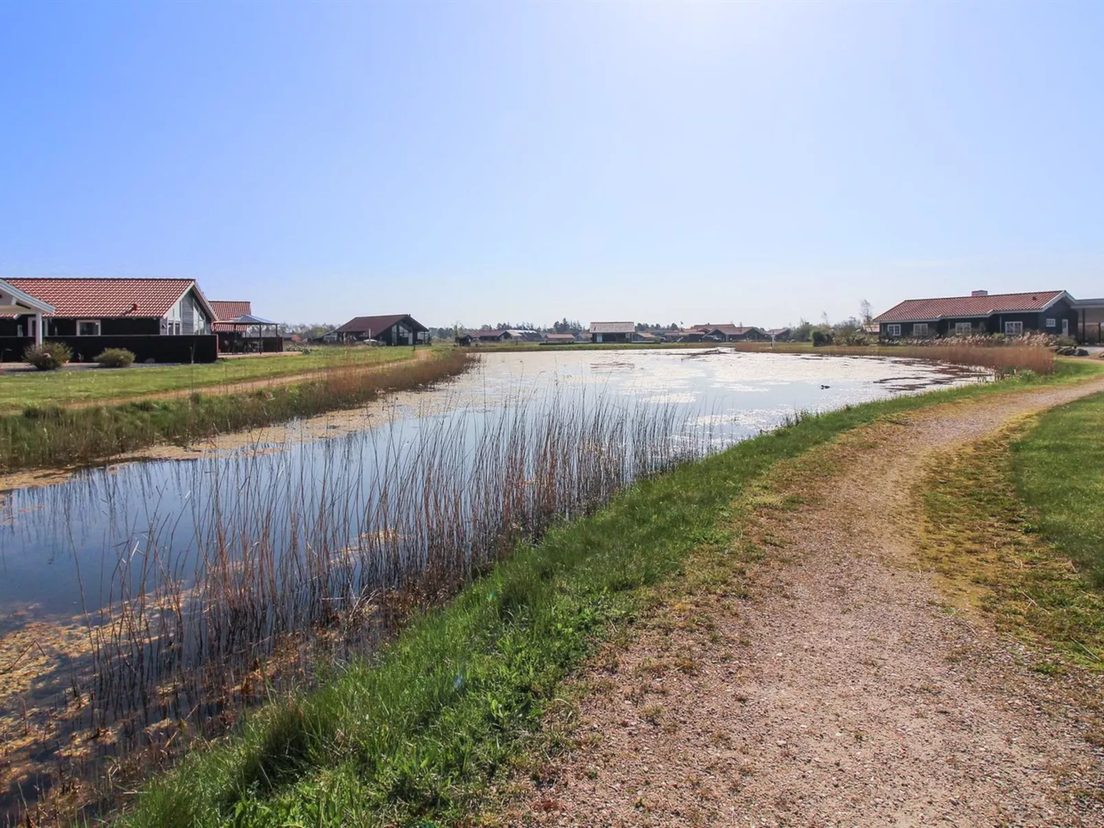 "Birtir" - 1.2km from the sea-Buiten