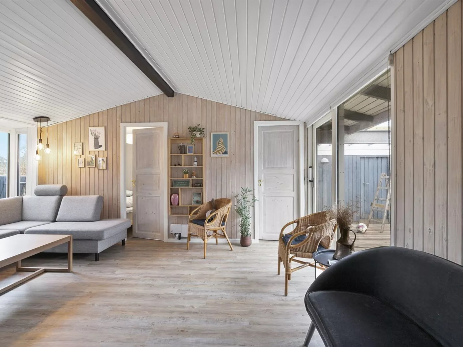 "Finne" - 800m from the sea