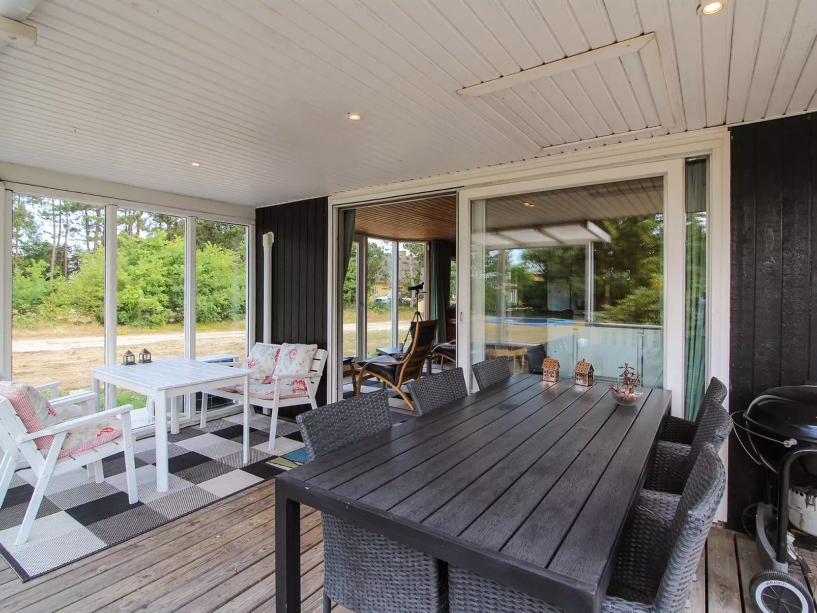 "Eldina" - 100m from the sea-Buiten