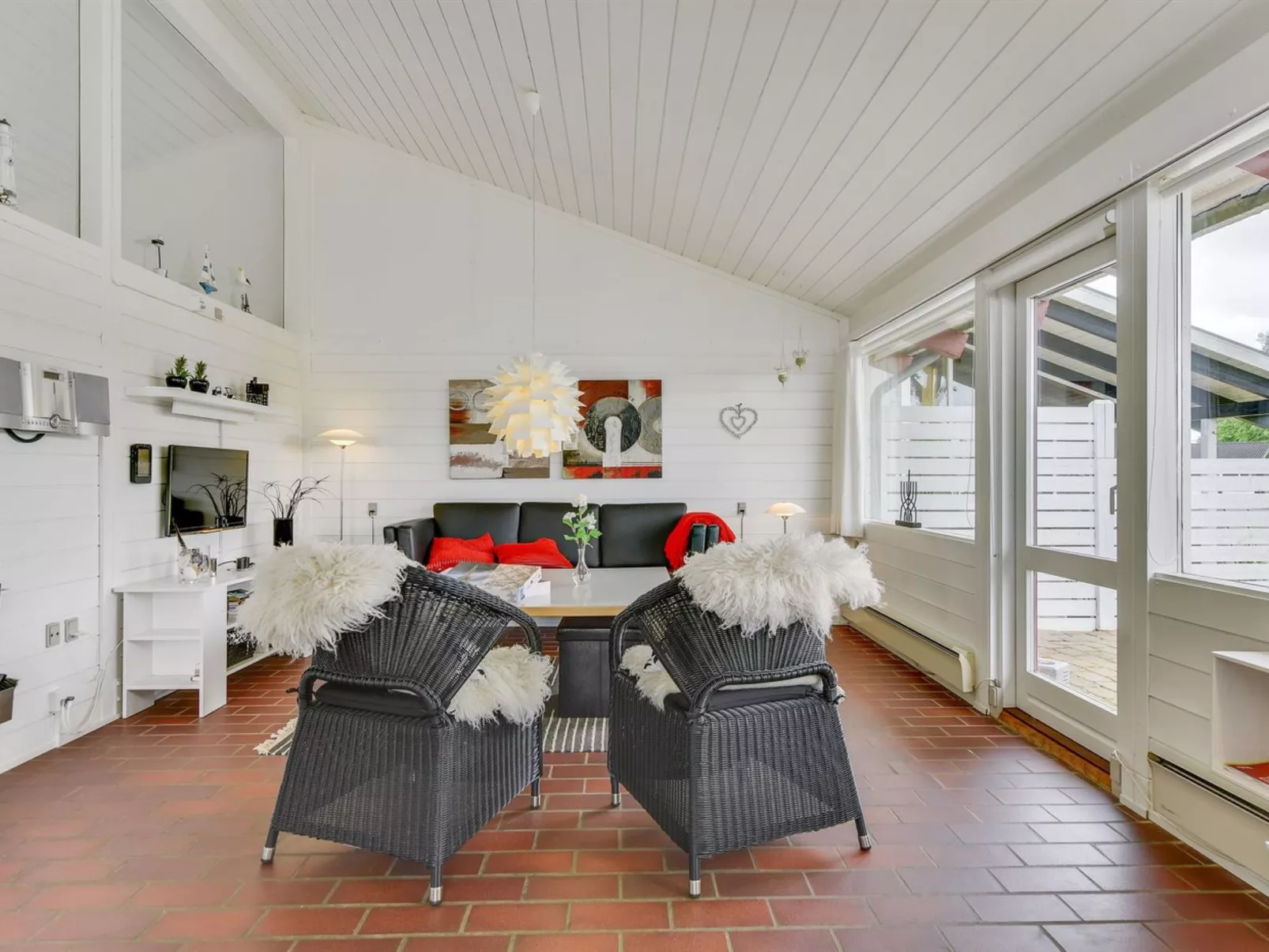 "Ditte" - 300m from the sea