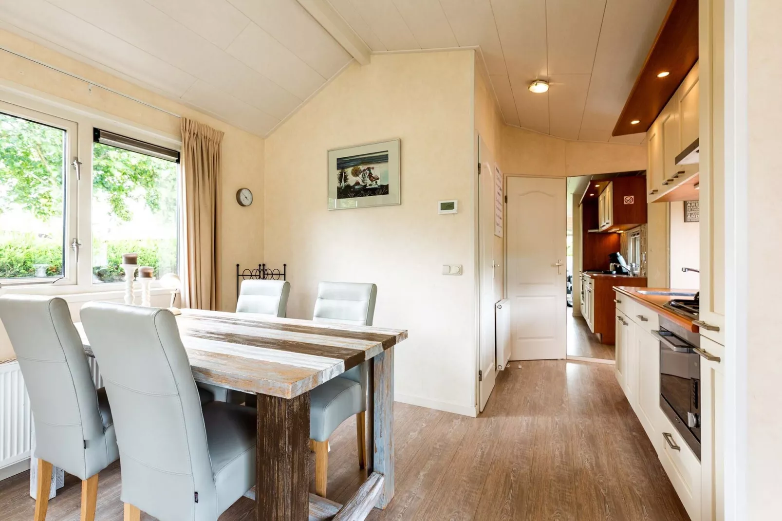 Noordwijkse Duinen 13-Eetkamer
