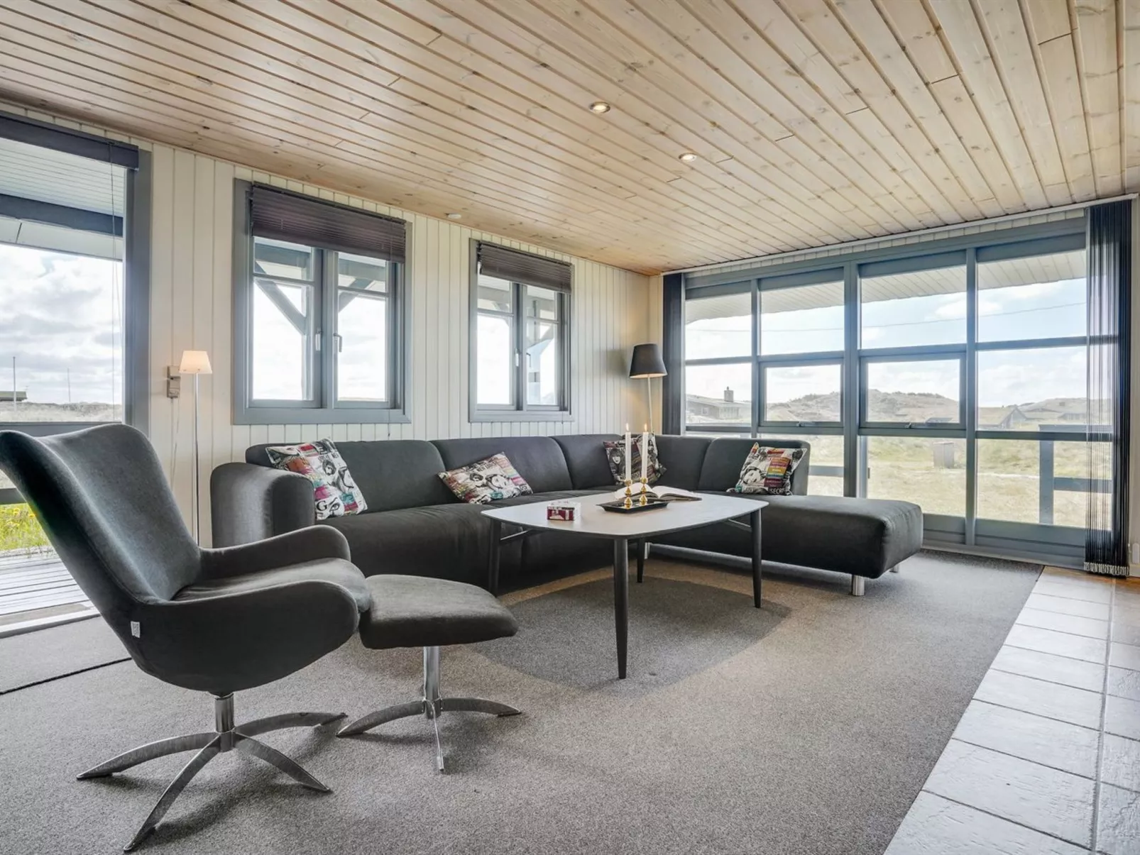 "Anetta" - 200m from the sea-Binnen