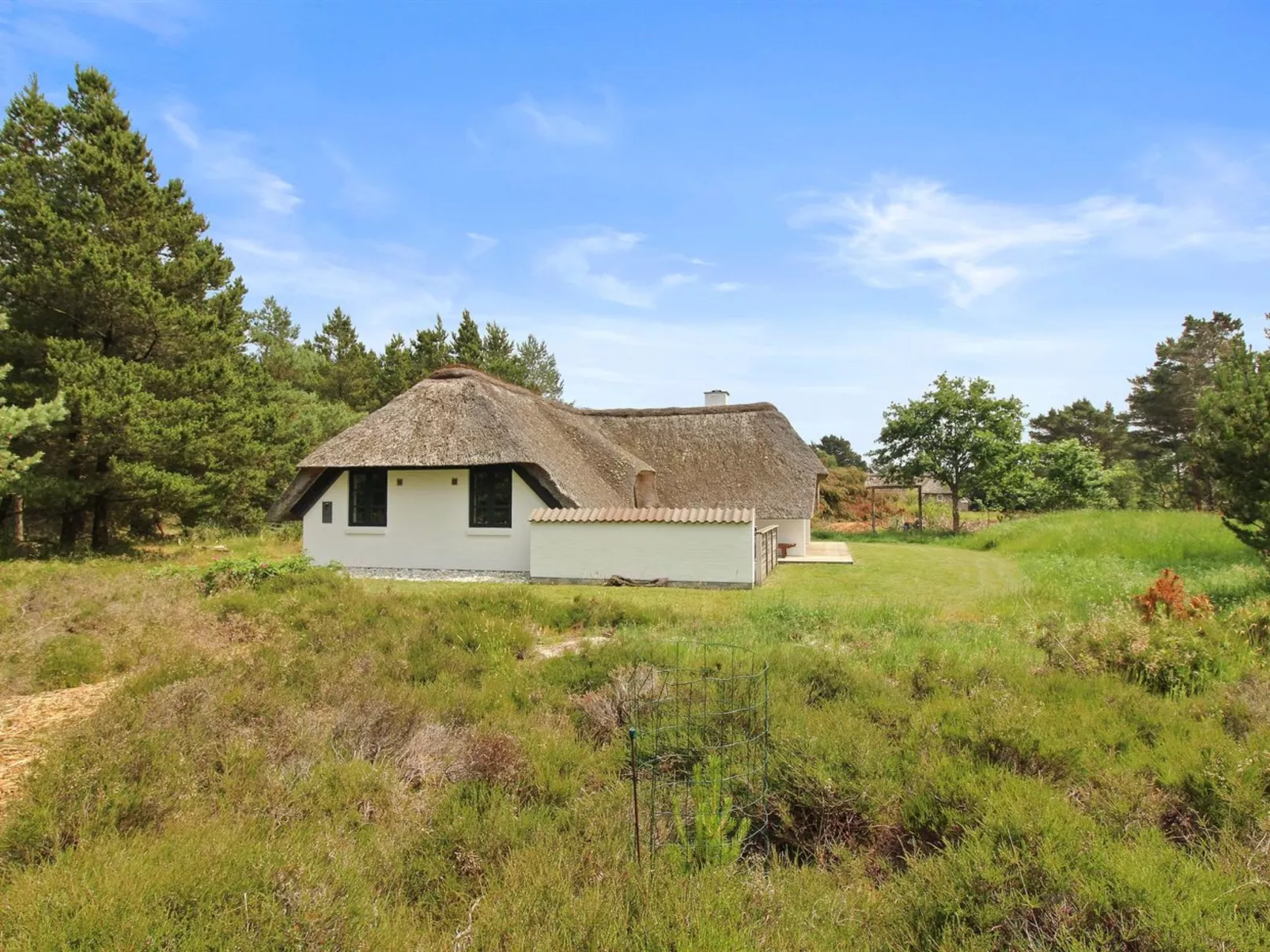 "Lilo" - 1km from the sea-Buiten