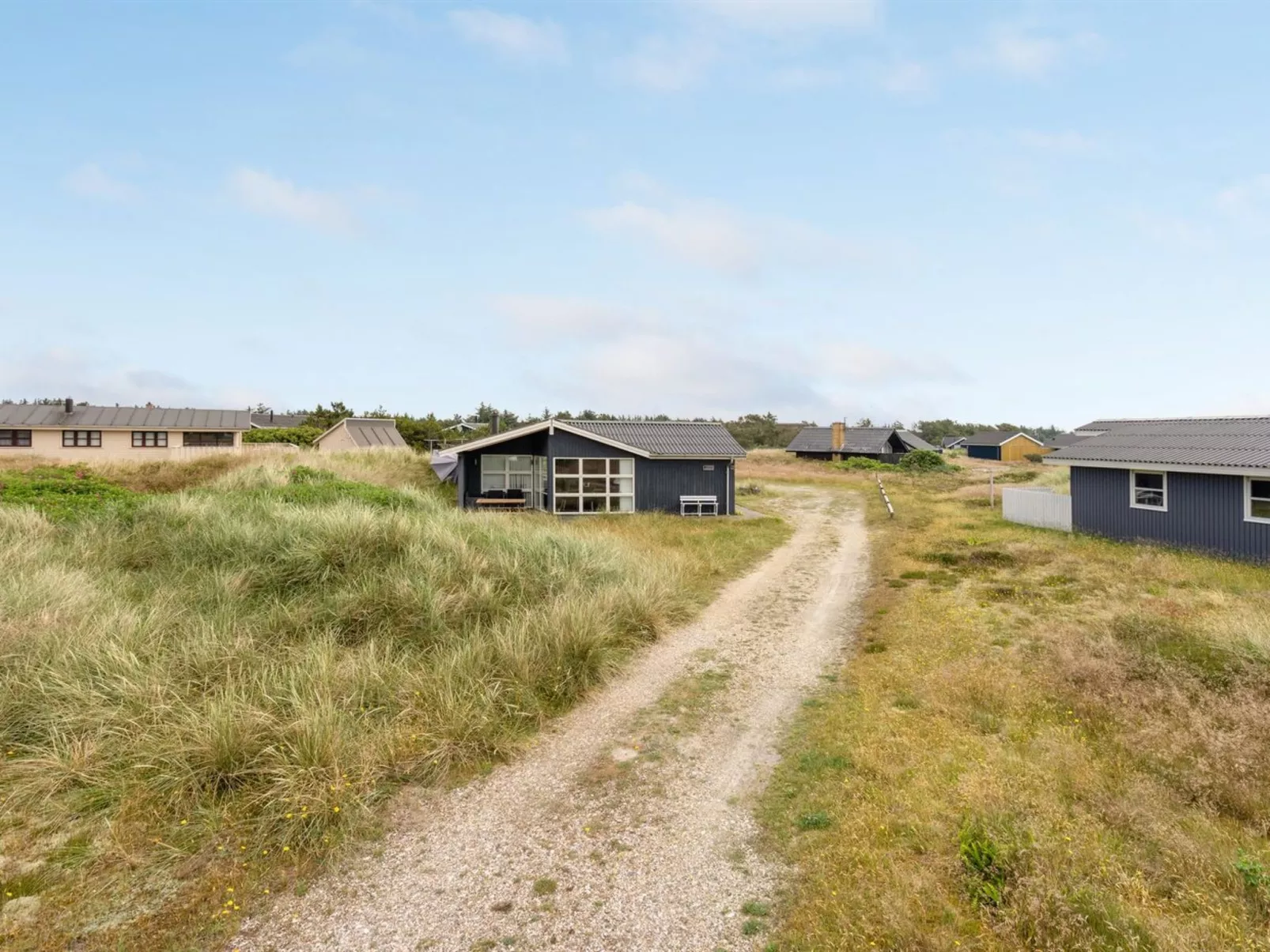 "Drifa" - 600m from the sea-Buiten