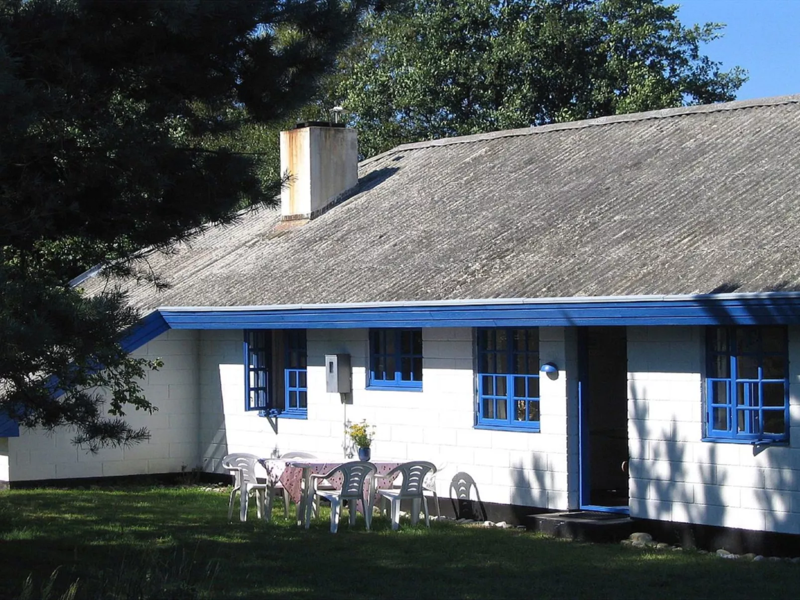 "Ema" - 5km from the sea-Buiten