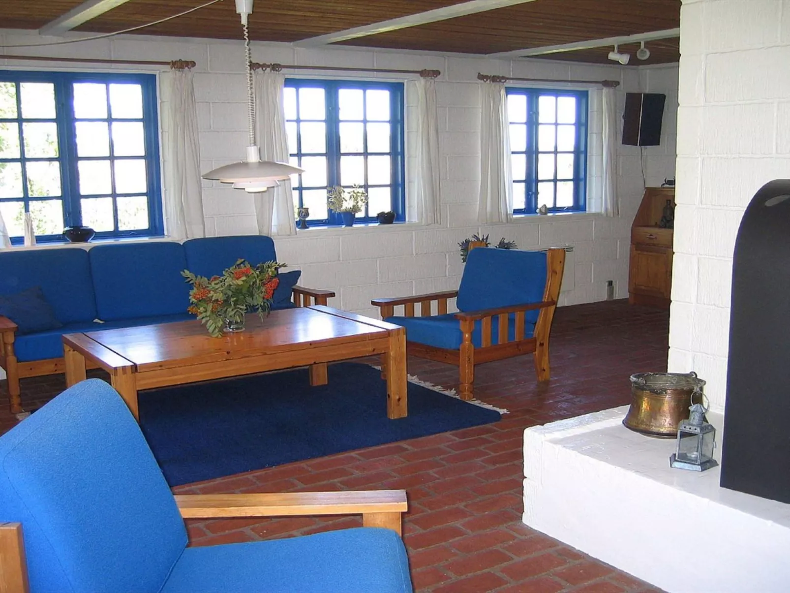 "Ema" - 5km from the sea-Binnen