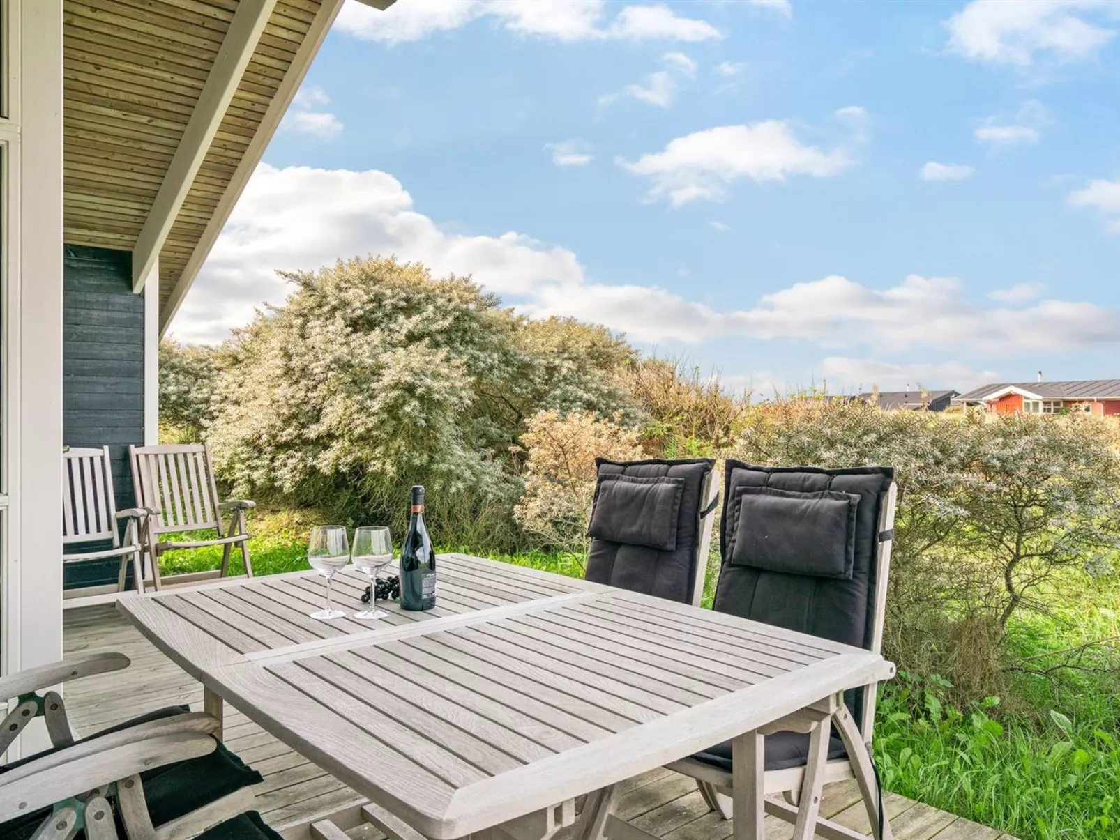 "Breide" - 250m from the sea-Buiten