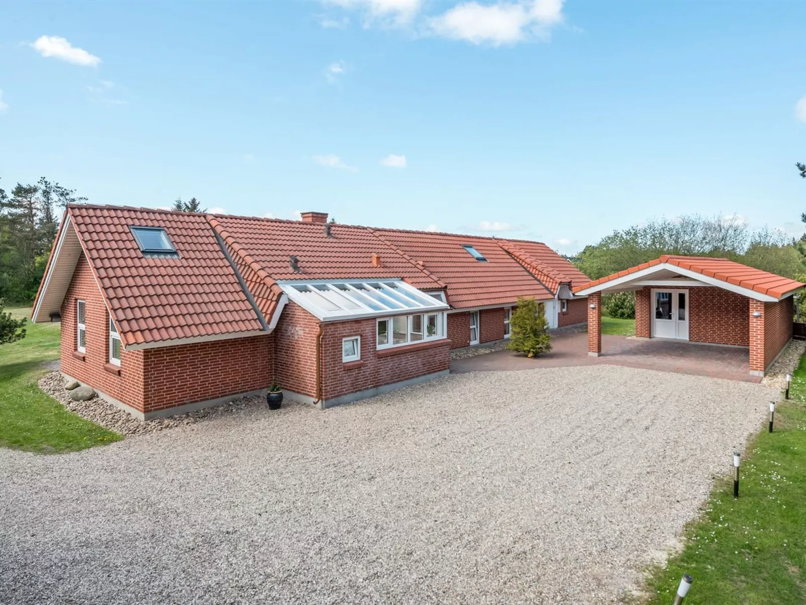 "Swening" - 2.1km from the sea-Buiten